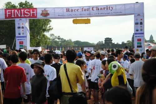 ANGKOR WAT HALF MARATHON 2013